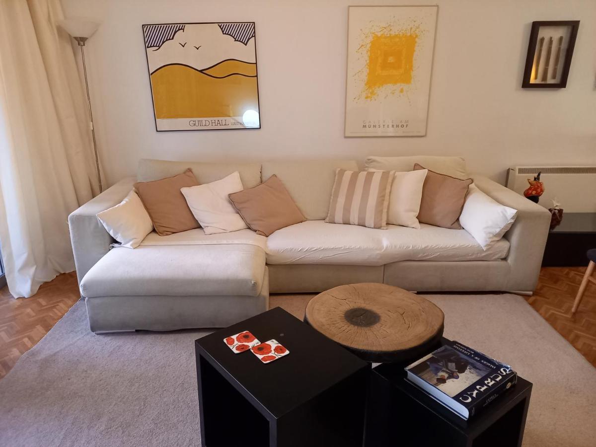 Seaside Spacious Apartment With Sea View Limassol Luaran gambar