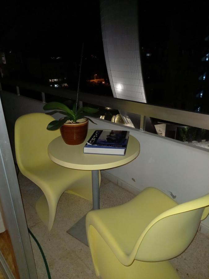 Seaside Spacious Apartment With Sea View Limassol Luaran gambar