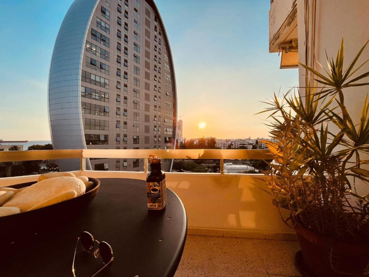 Seaside Spacious Apartment With Sea View Limassol Luaran gambar
